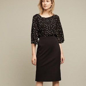 Anthropologie The Essential Pencil Skirt, size 6